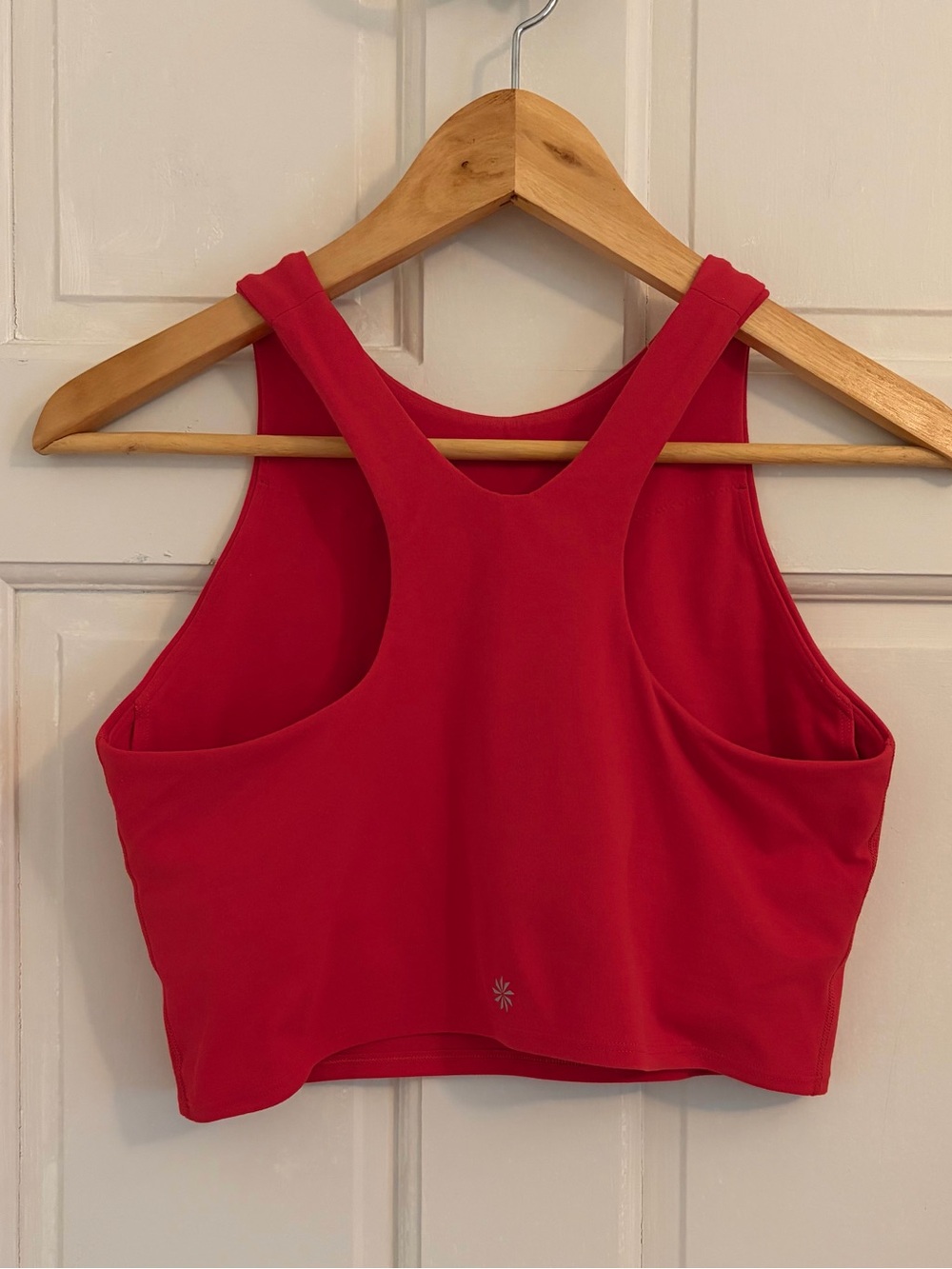Athleta Conscious Crop High Neck Built in Bra Crop Top Size Medium A-C cup red - Picture 2 of 3